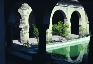 Mon094.jpg