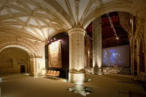 interior%20iglesia%20mayor%20abacial.jpg