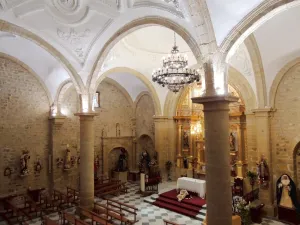 Iglesia%20parroquial%20de%20la%20Asunci%C3%B3n%20de%20rus.JPG